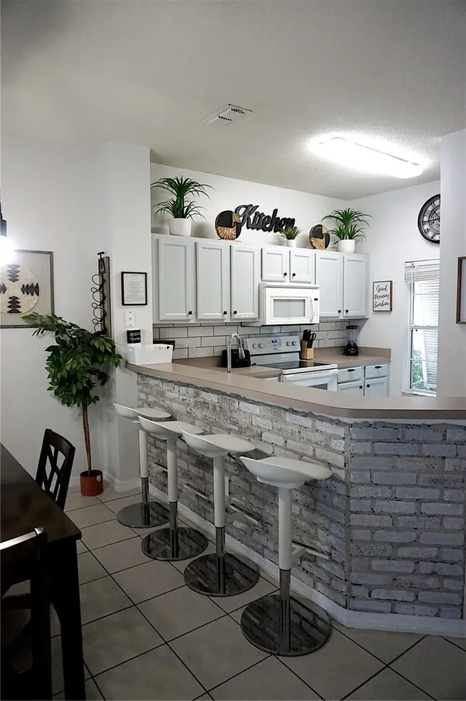 8529 Bay Lilly Loop Kissimmee FL 34747