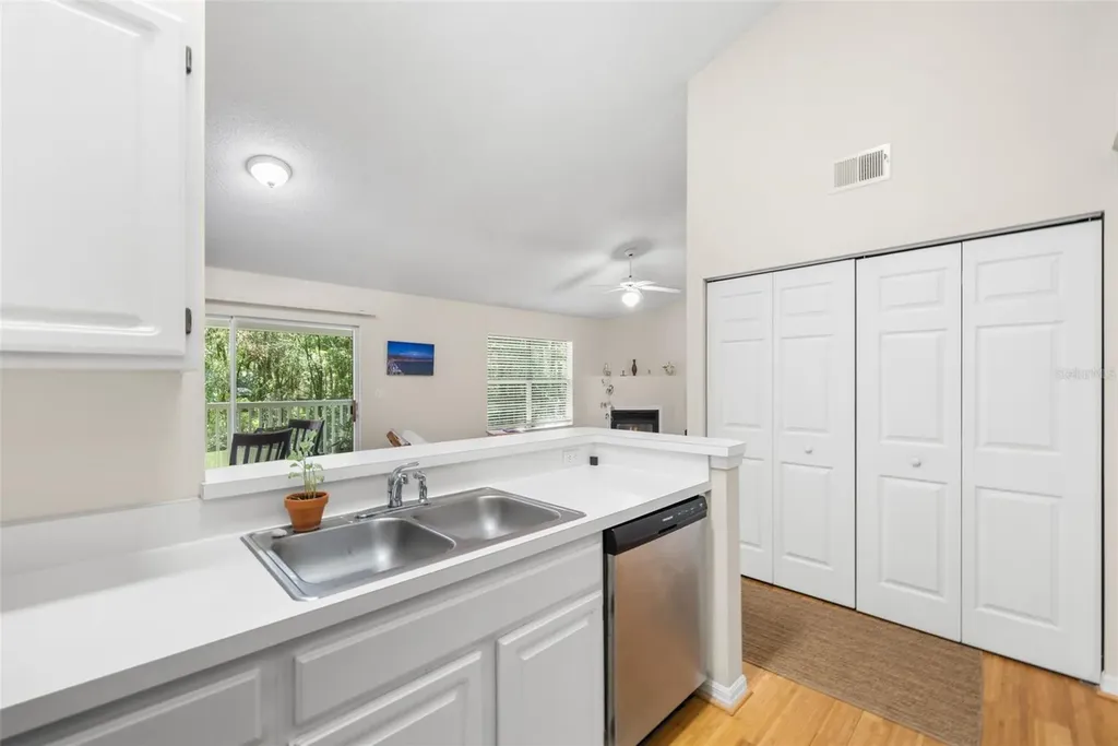 10000 SW 52nd Avenue Gainesville FL 32608