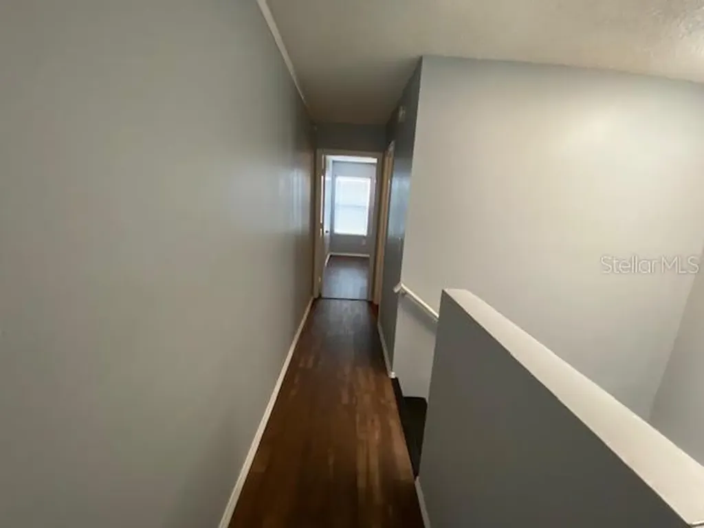 82 Lakepointe Circle Kissimmee FL 34743
