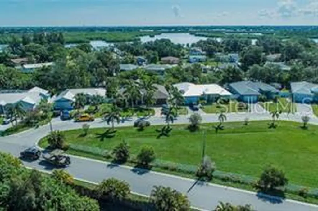 2801 11th Avenue E Bradenton FL 34208
