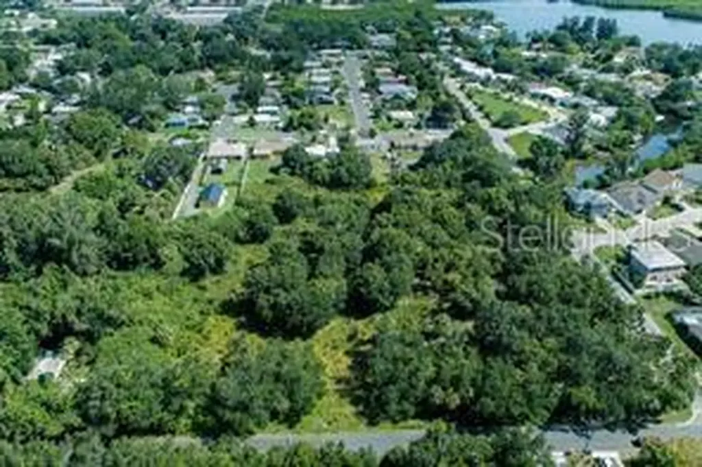 2801 11th Avenue E Bradenton FL 34208