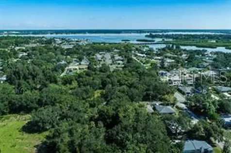 2801 11th Avenue E Bradenton FL 34208