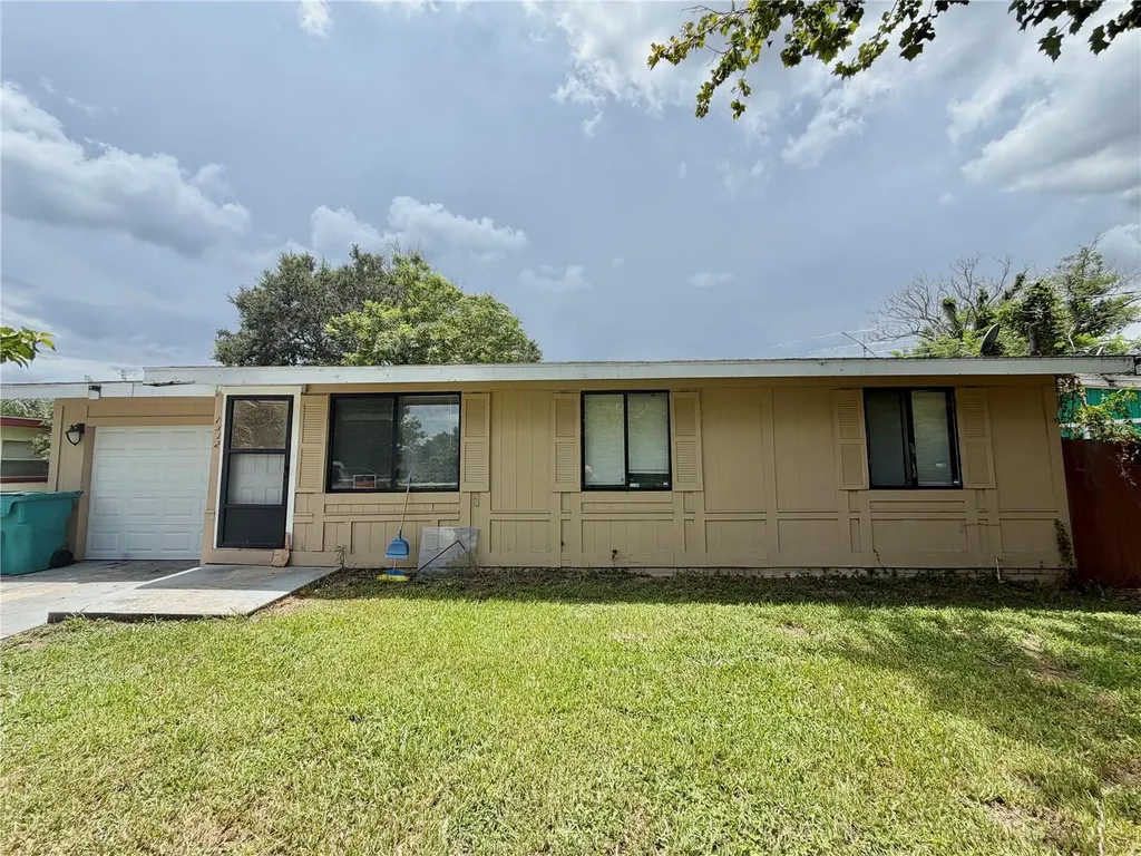 1312 Lawne Boulevard Orlando FL 32808