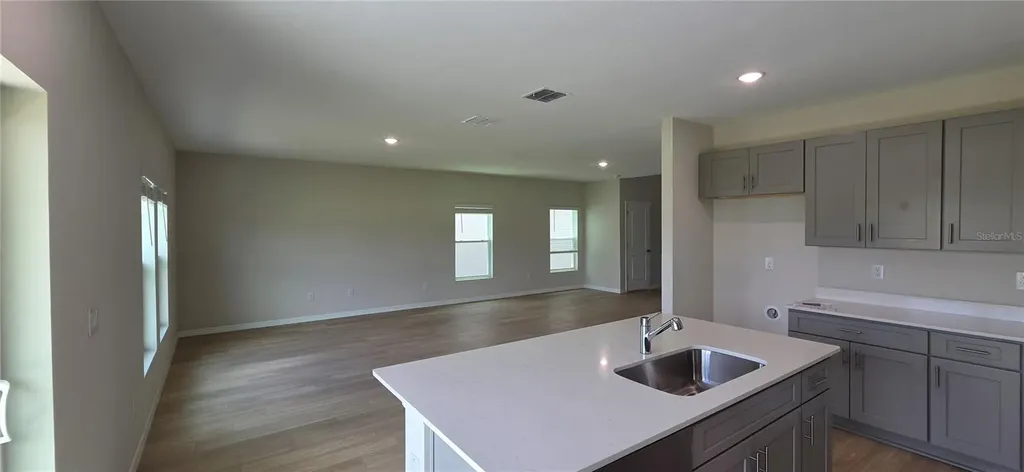 36645 Sagemoor Drive Zephyrhills FL 33541