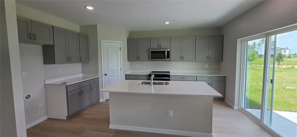 36645 Sagemoor Drive Zephyrhills FL 33541