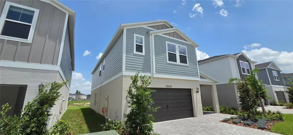 36645 Sagemoor Drive Zephyrhills FL 33541