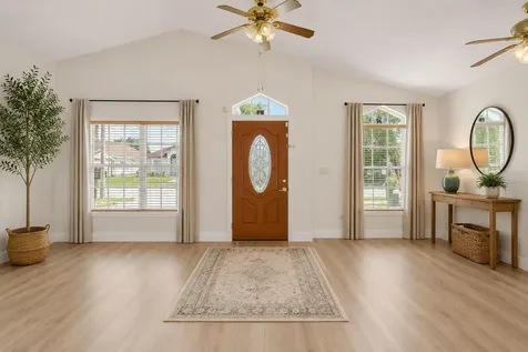 3018 Pineda Drive Orlando FL 32822