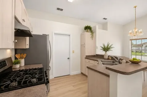 3018 Pineda Drive Orlando FL 32822