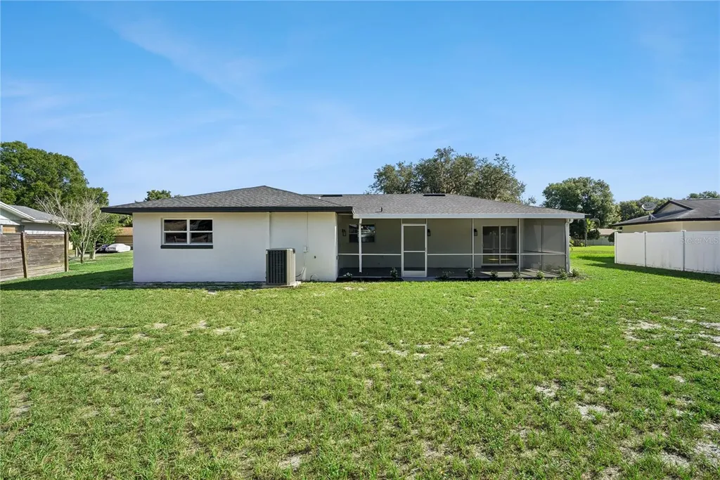 8258 Tansy Drive Orlando FL 32819
