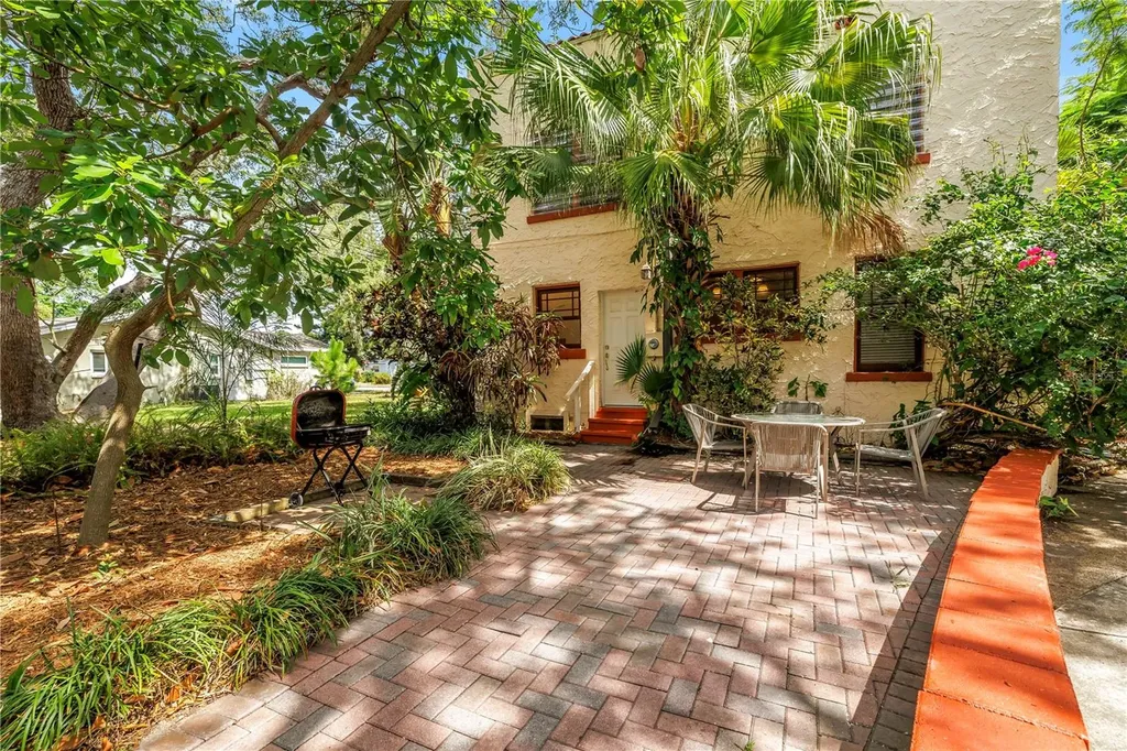 6120 5th Avenue S St Petersburg FL 33707