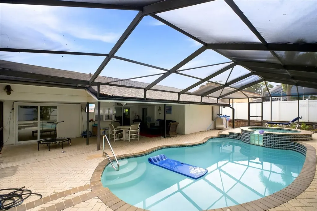 1071 Persimmon Drive Palm Harbor FL 34683