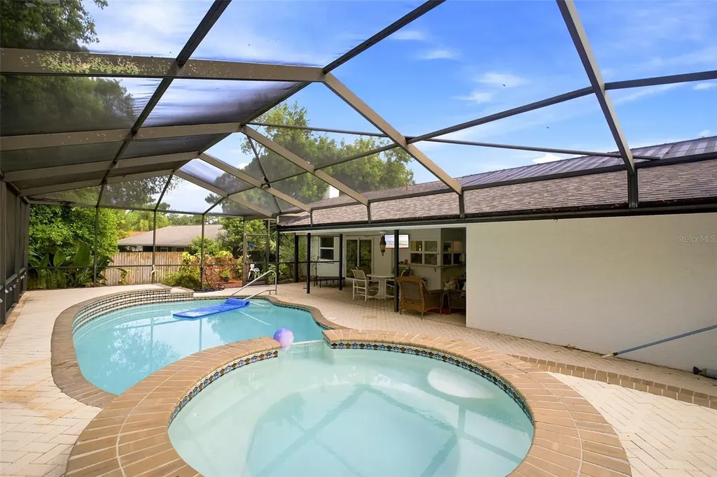 1071 Persimmon Drive Palm Harbor FL 34683