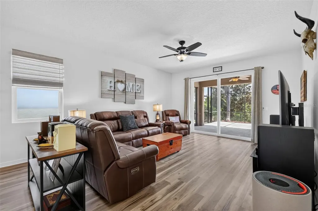 3115 Zander Drive Grand Island FL 32735