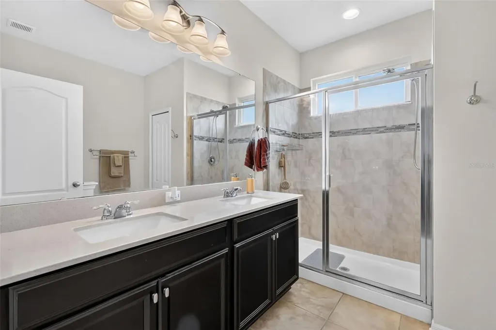 3115 Zander Drive Grand Island FL 32735