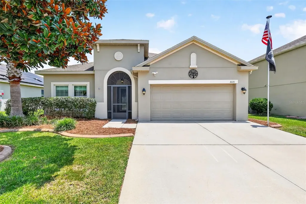 3115 Zander Drive Grand Island FL 32735