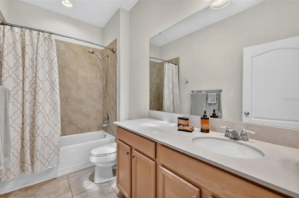3115 Zander Drive Grand Island FL 32735