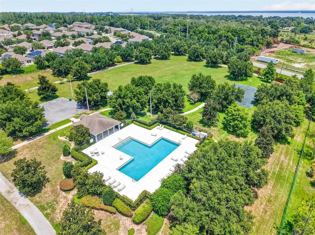 3115 Zander Drive Grand Island FL 32735