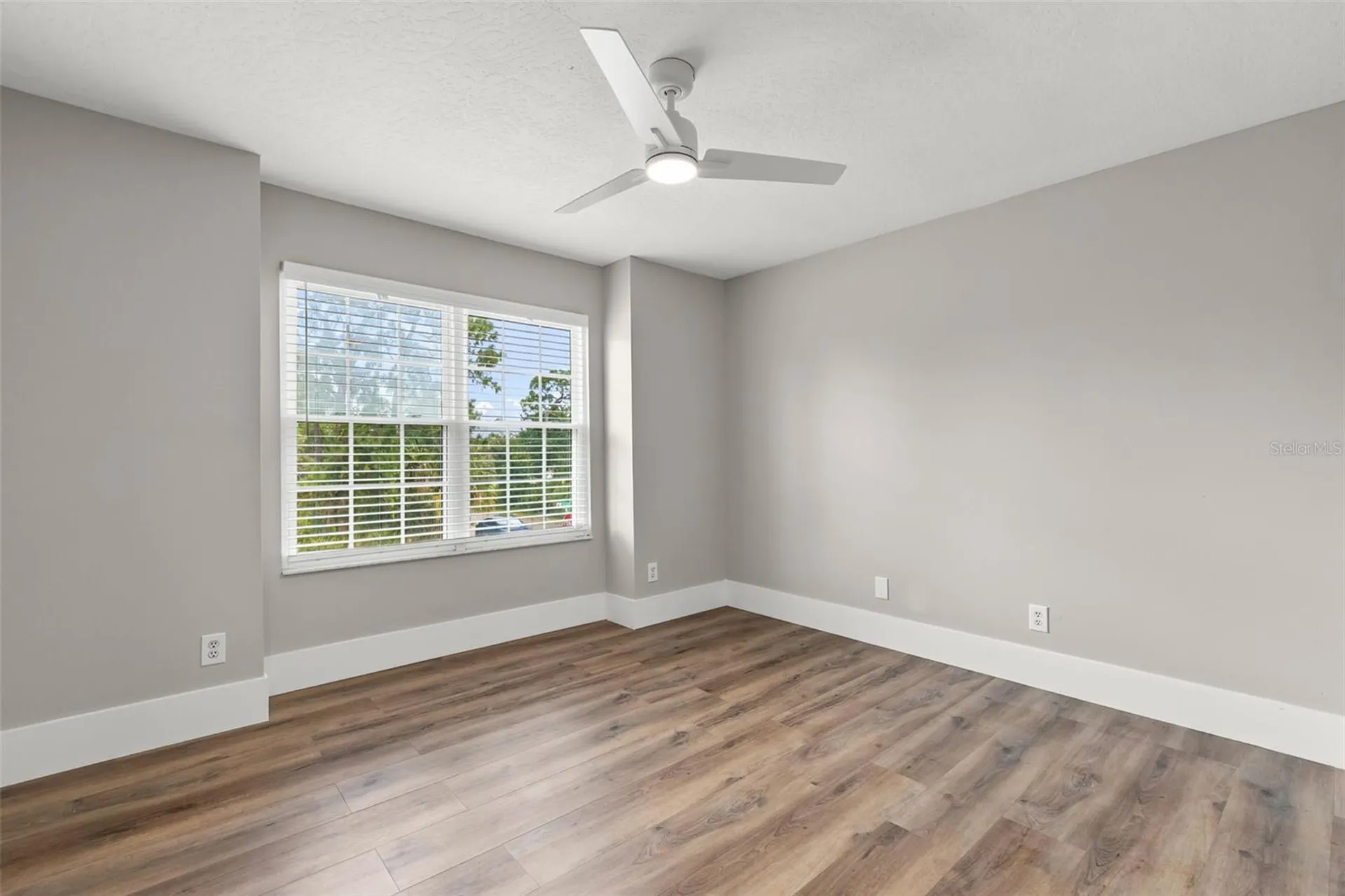 11462 Commercial Street Orlando FL 32836