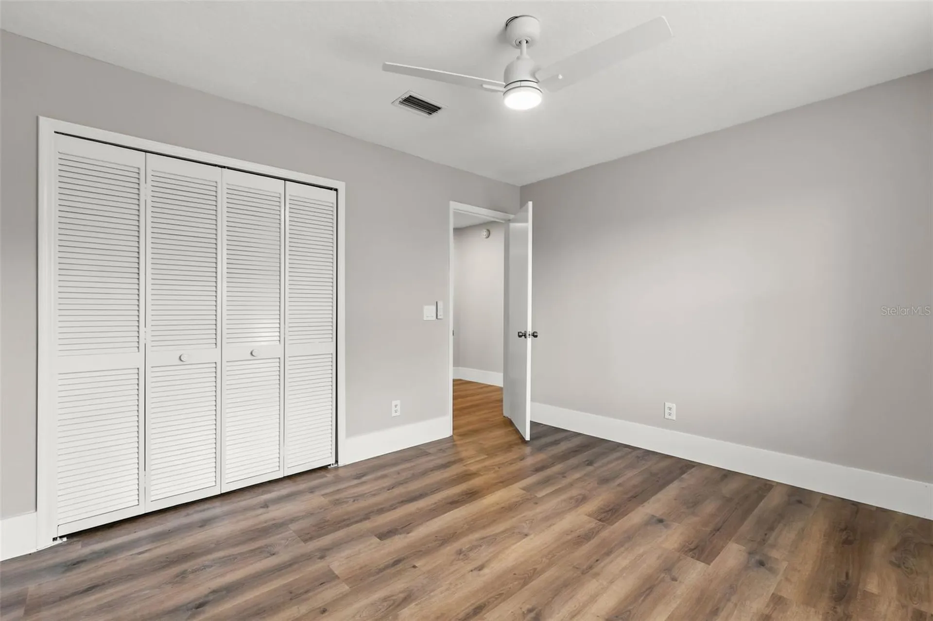 11462 Commercial Street Orlando FL 32836