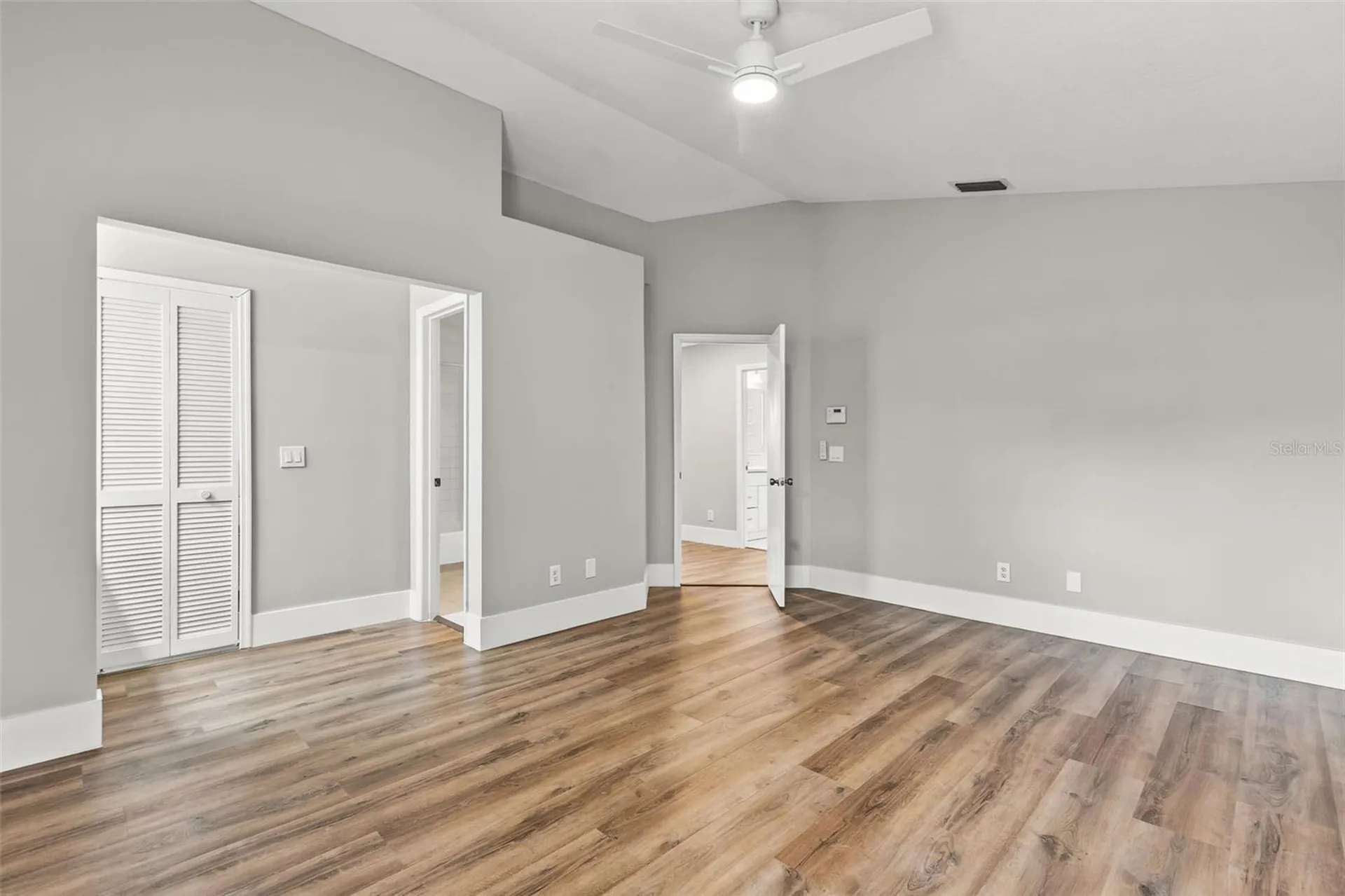 11462 Commercial Street Orlando FL 32836