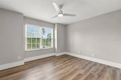 11462 Commercial Street Orlando FL 32836