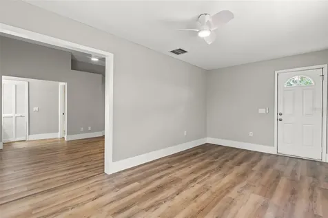 11462 Commercial Street Orlando FL 32836