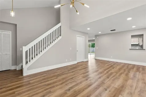 11462 Commercial Street Orlando FL 32836