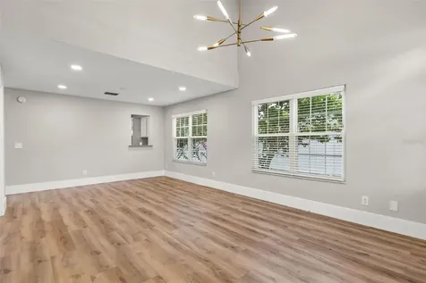 11462 Commercial Street Orlando FL 32836