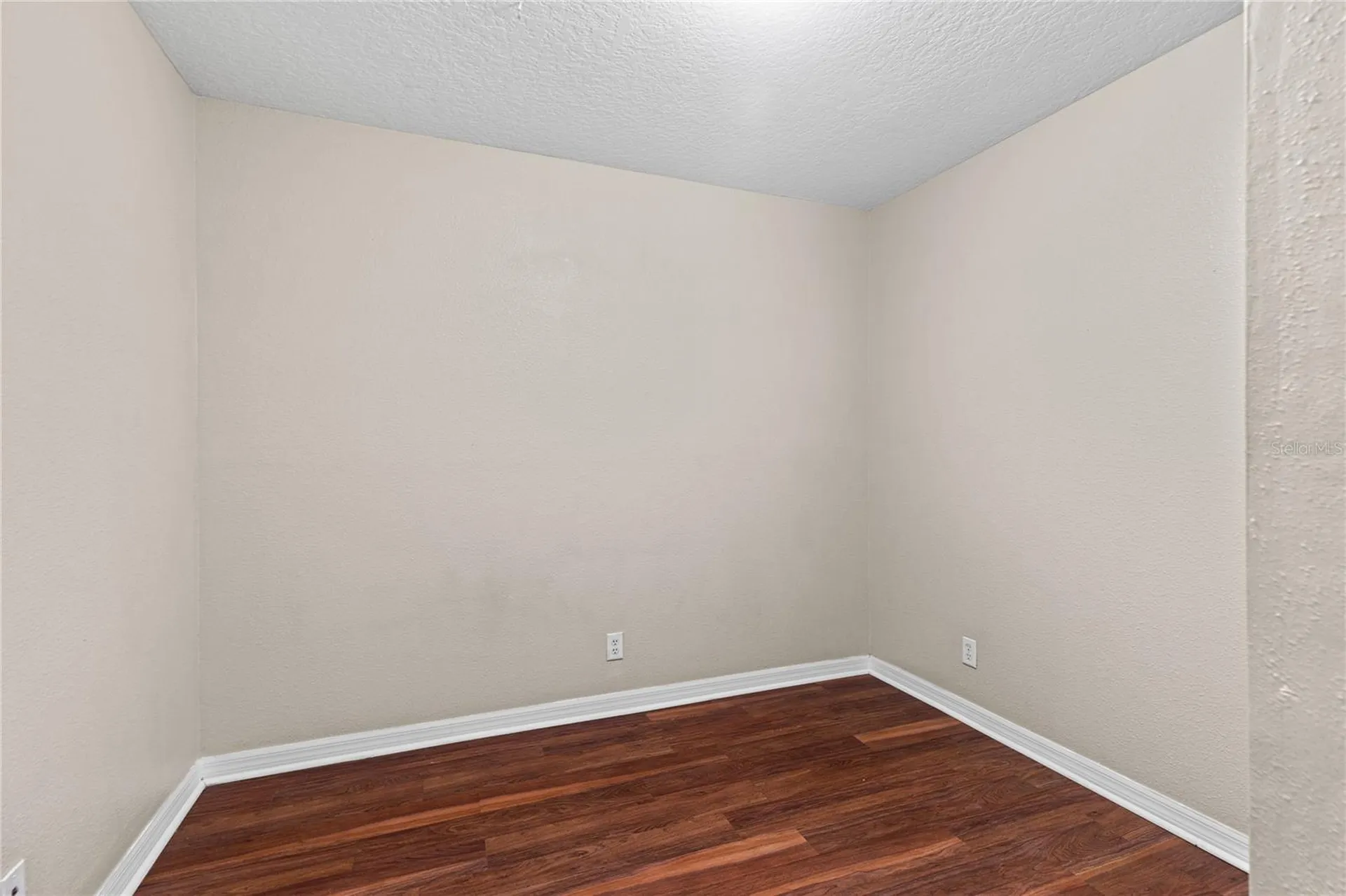 216 Dragons Fire Place Valrico FL 33594