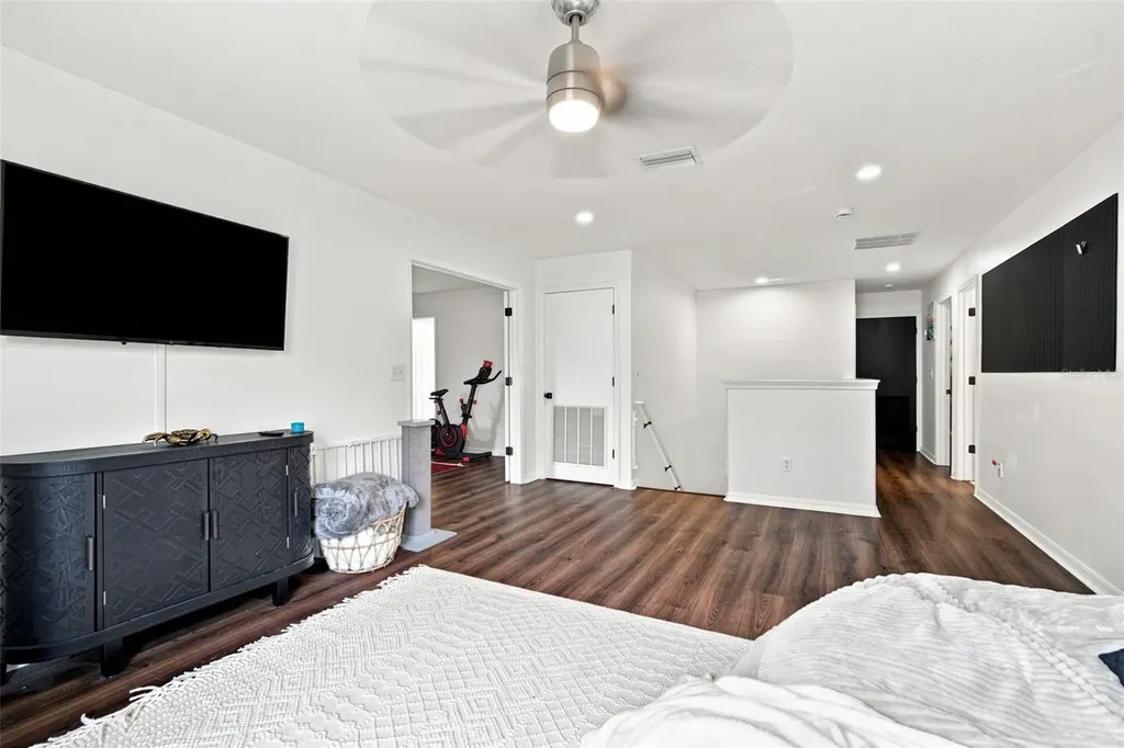 428 Chimney Rock Drive Ruskin FL 33570