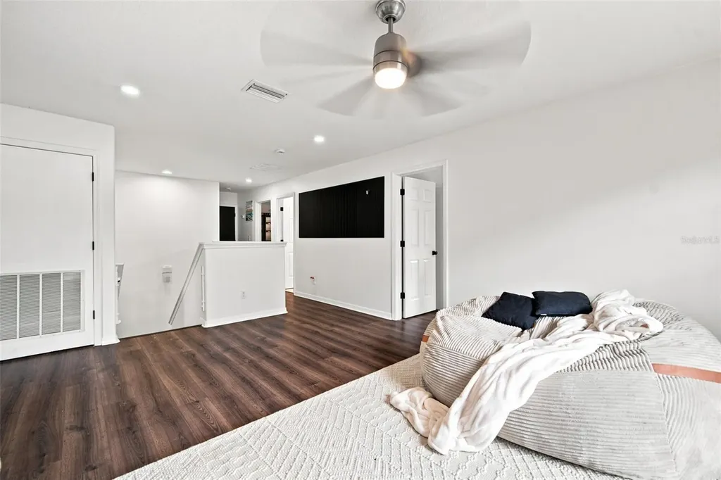 428 Chimney Rock Drive Ruskin FL 33570