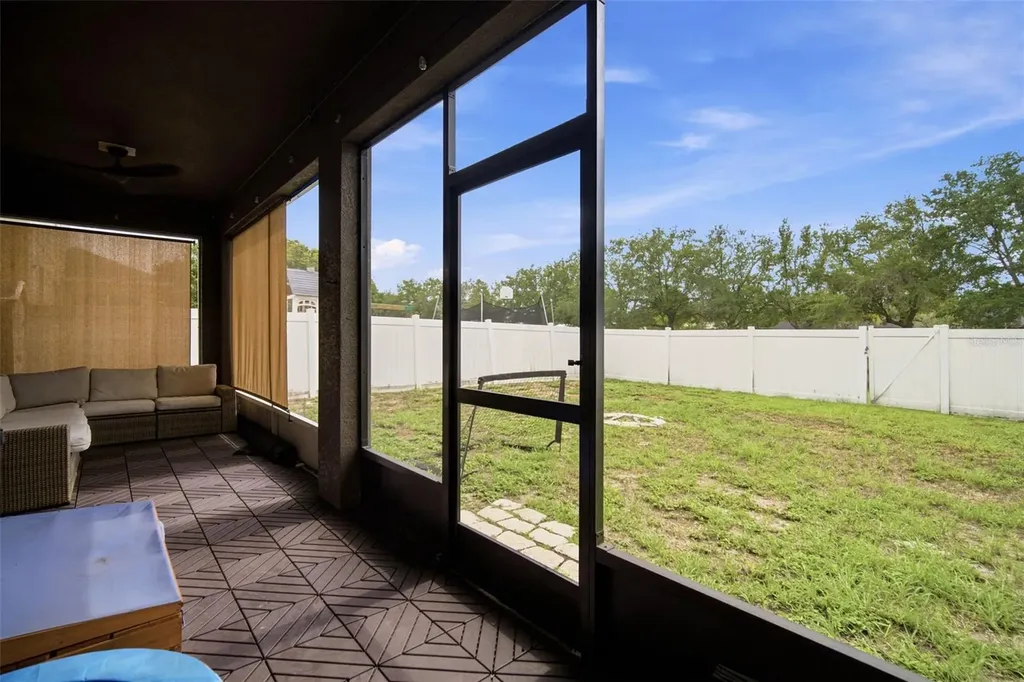 428 Chimney Rock Drive Ruskin FL 33570