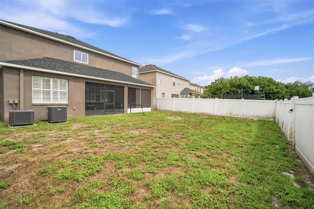 428 Chimney Rock Drive Ruskin FL 33570