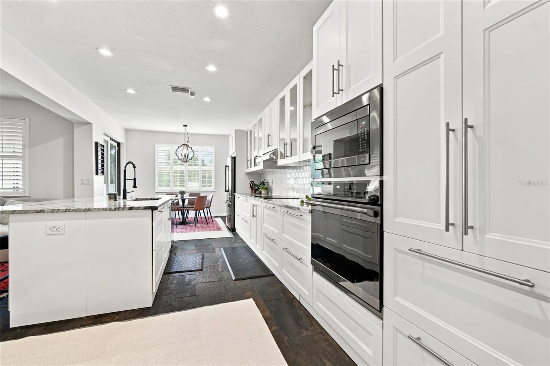428 Chimney Rock Drive Ruskin FL 33570