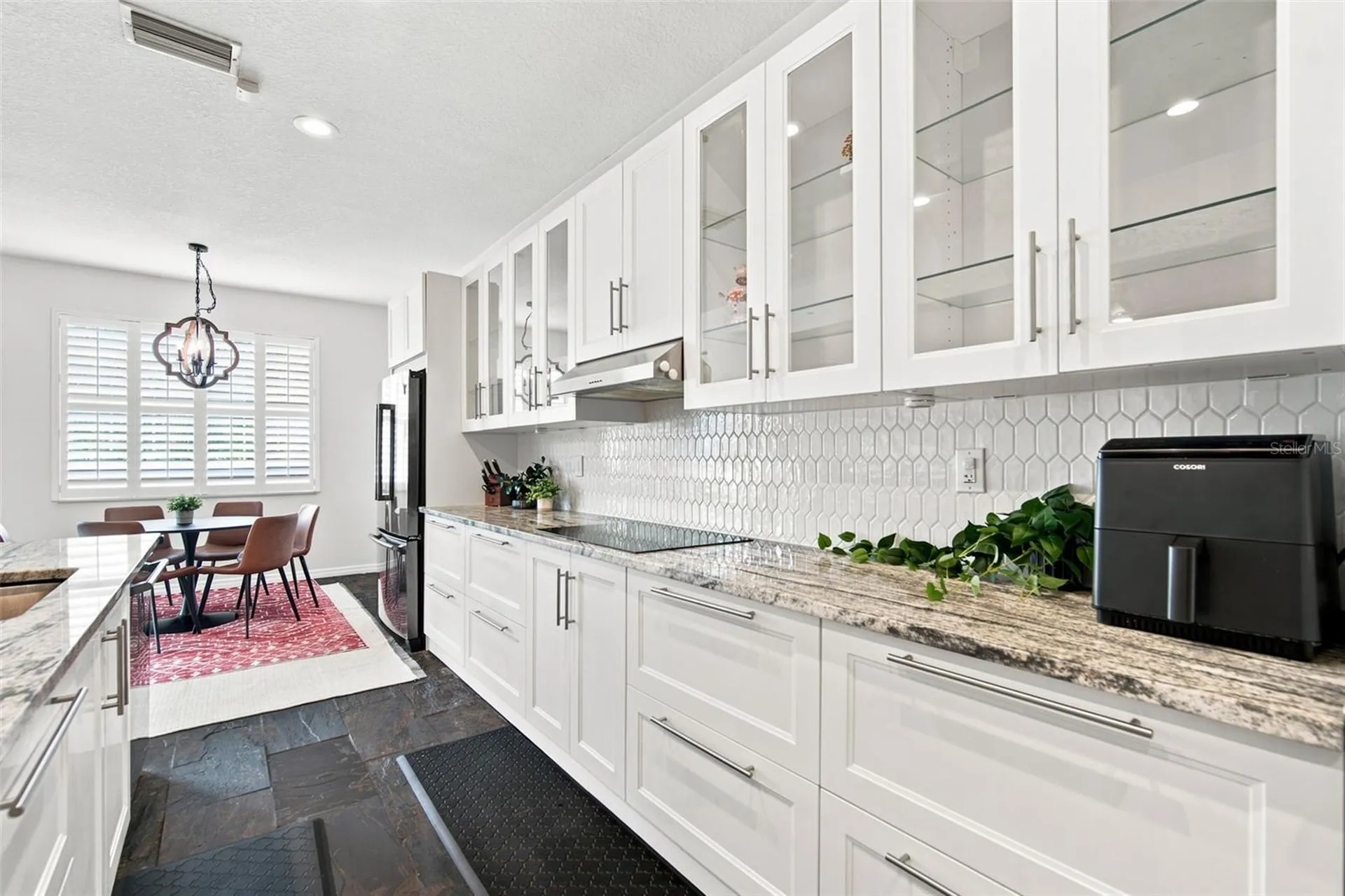 428 Chimney Rock Drive Ruskin FL 33570