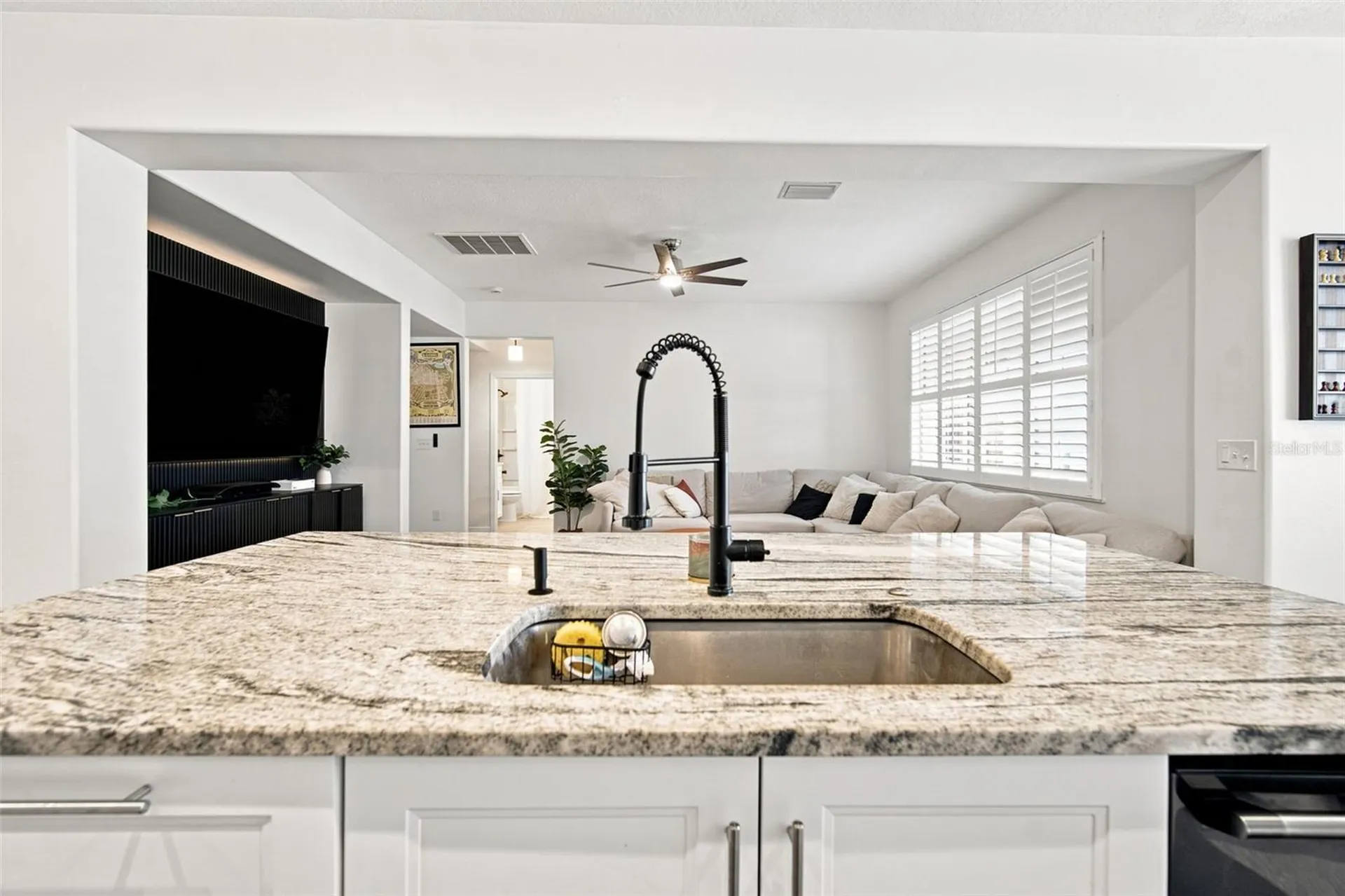 428 Chimney Rock Drive Ruskin FL 33570