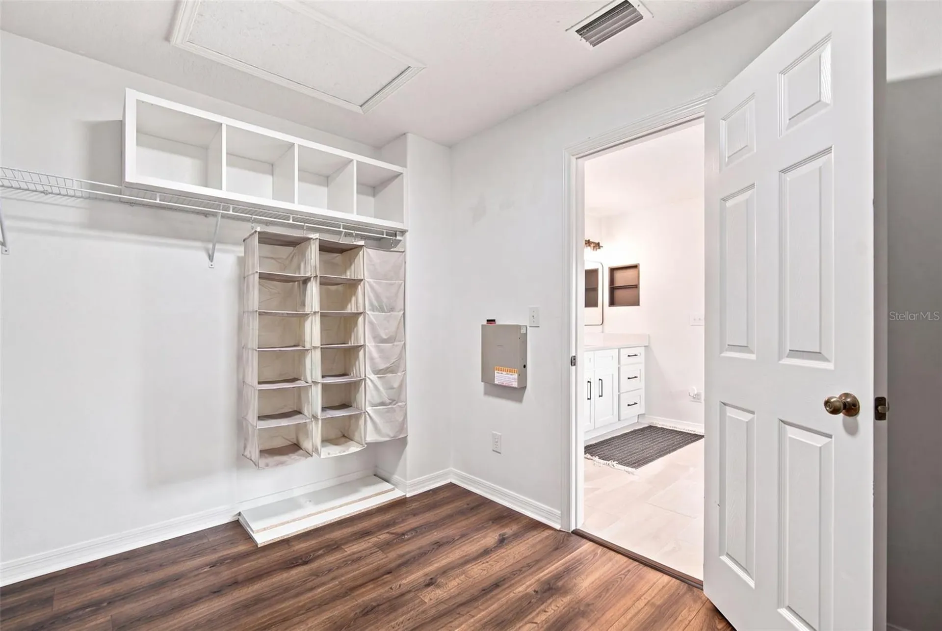 428 Chimney Rock Drive Ruskin FL 33570