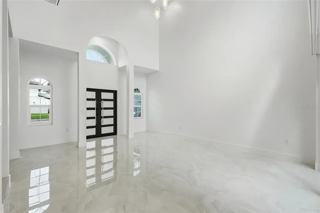 10627 Hatteras Drive SW Tampa FL 33615