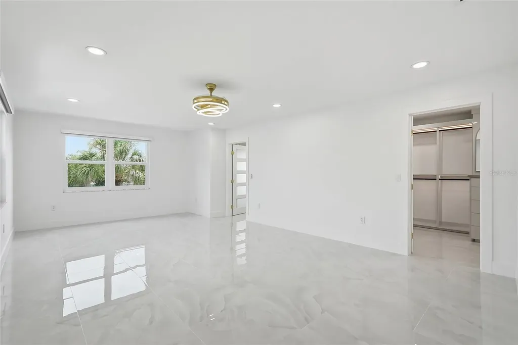 10627 Hatteras Drive SW Tampa FL 33615