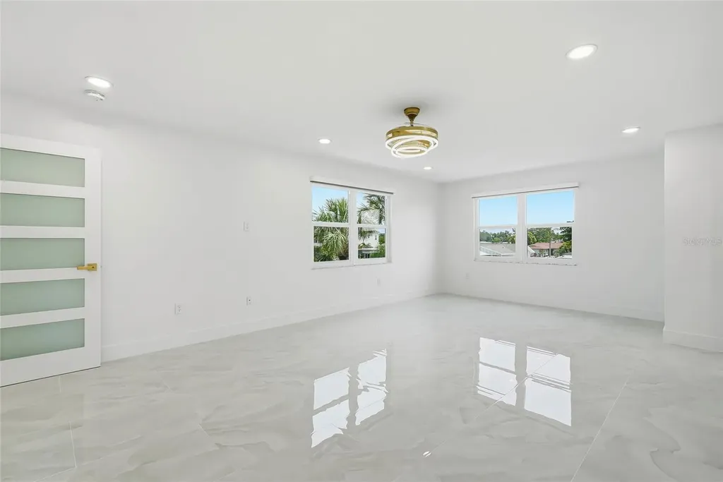 10627 Hatteras Drive SW Tampa FL 33615