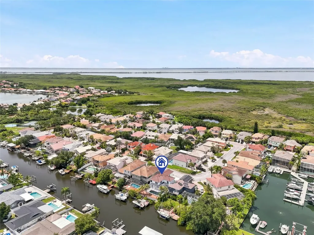 10627 Hatteras Drive SW Tampa FL 33615