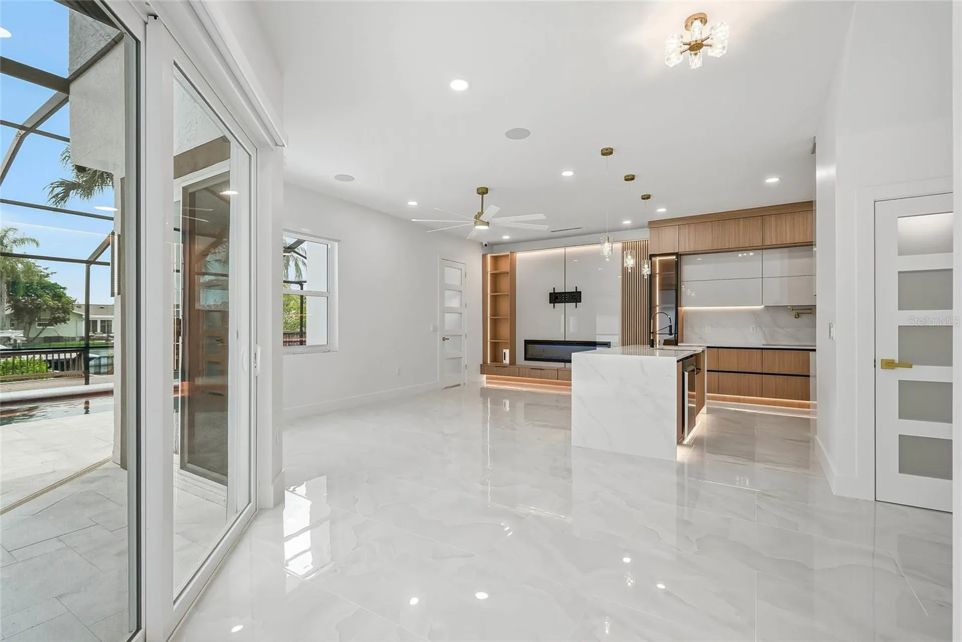 10627 Hatteras Drive SW Tampa FL 33615