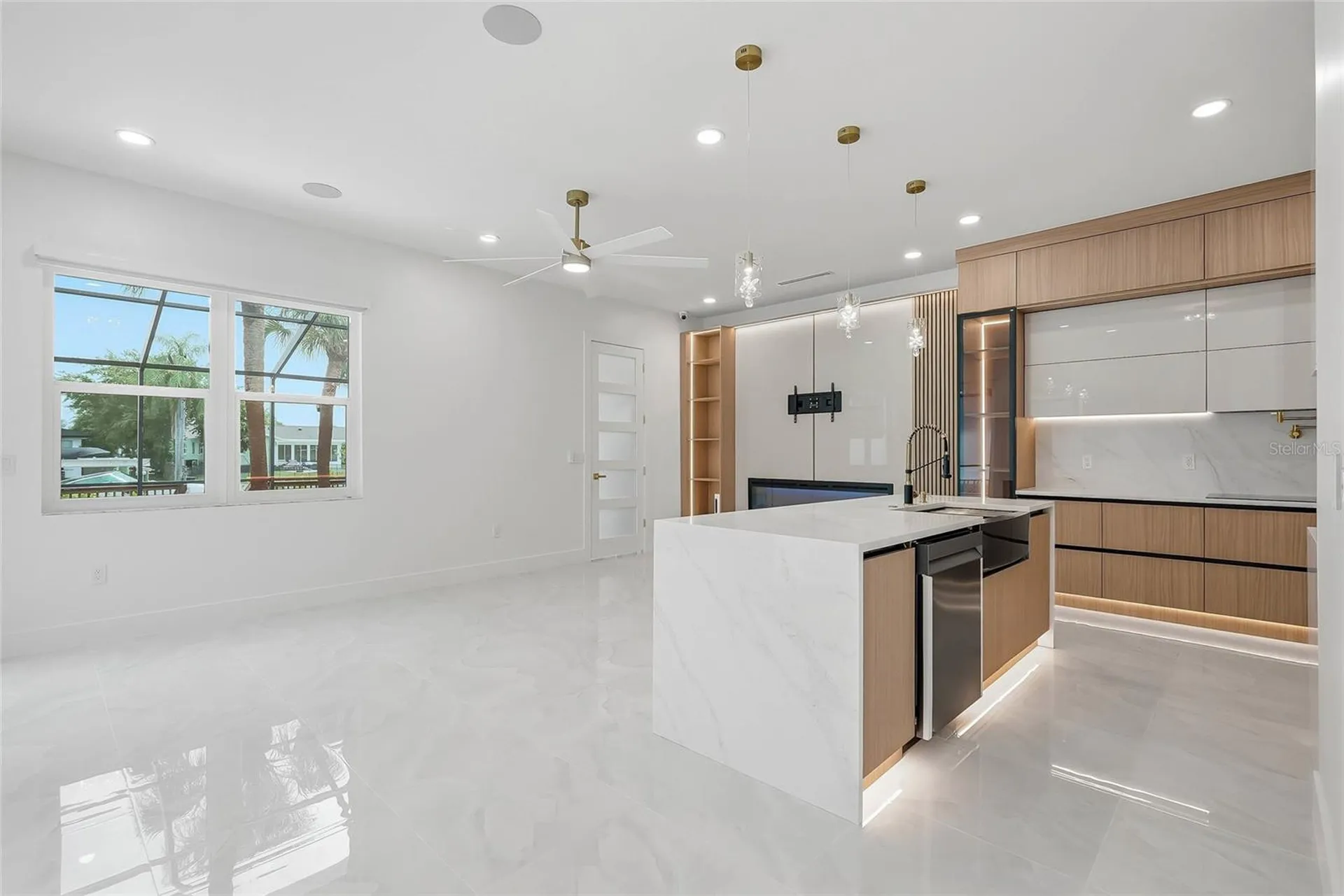 10627 Hatteras Drive SW Tampa FL 33615