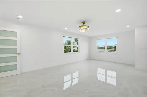 10627 Hatteras Drive SW Tampa FL 33615