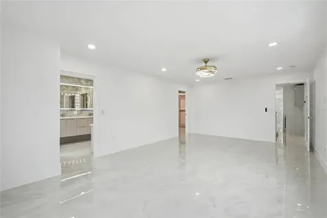 10627 Hatteras Drive SW Tampa FL 33615