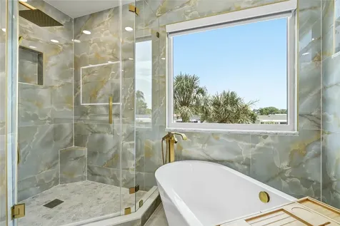 10627 Hatteras Drive SW Tampa FL 33615