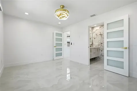 10627 Hatteras Drive SW Tampa FL 33615