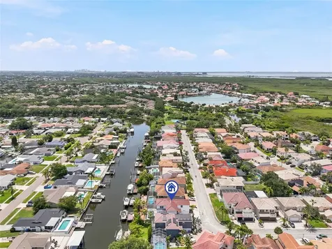 10627 Hatteras Drive SW Tampa FL 33615