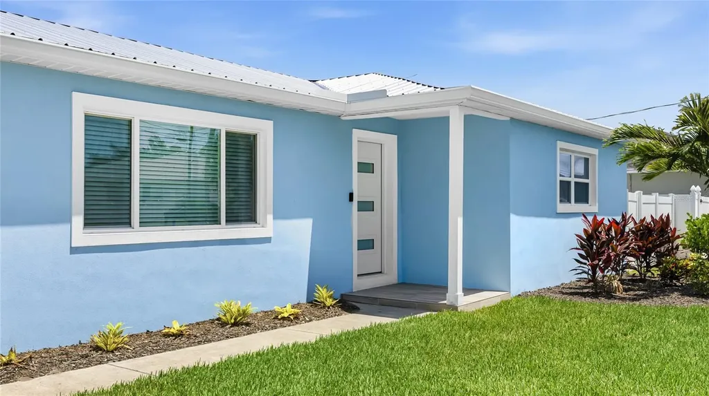 912 21st Street W Palmetto FL 34221