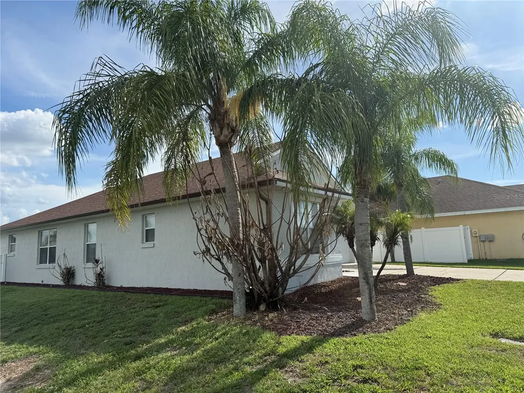4112 Island Lakes Drive Winter Haven FL 33881